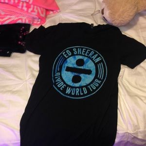 ED SHEERAN divide tour shirt